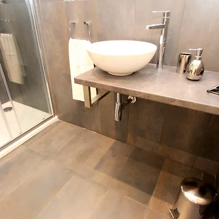Luxury Krocínova *