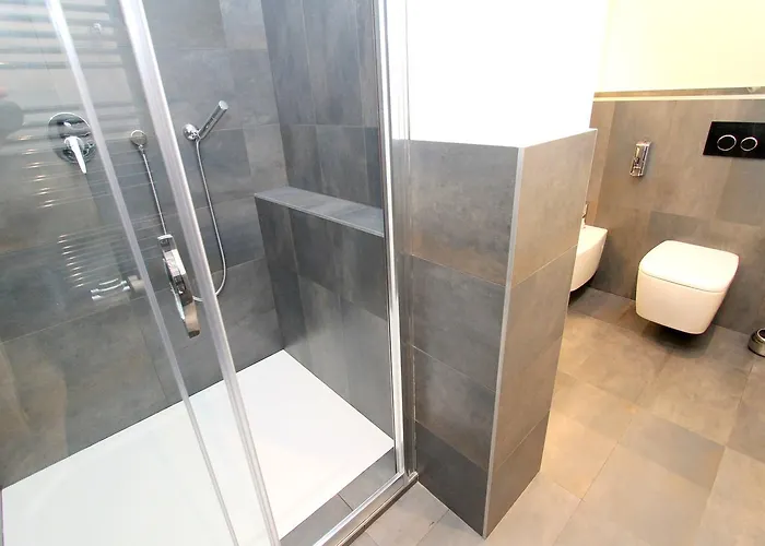 Luxury Krocinova *