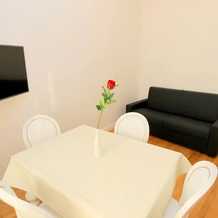 Apartment Luxury Krocinova Prague