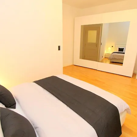Luxury Krocinova Apartment Prague
