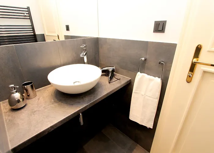 Luxury Krocinova Апартаменты Прага